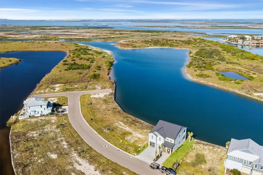 139 Laguna Isles Drive, Port Aransas, TX 78373 - Image #2