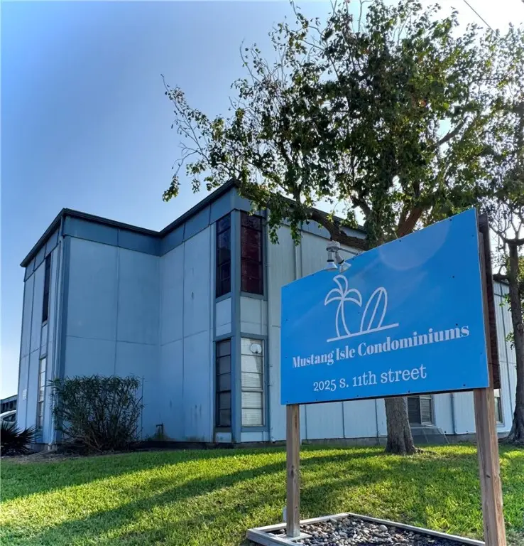 2025 S 11th Street #13, Port Aransas, TX 78373 - Image #1