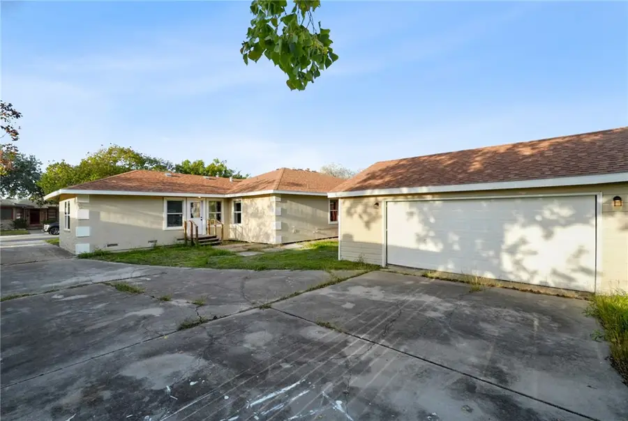 511 Ohio Avenue, Corpus Christi, TX 78404 - Image #2