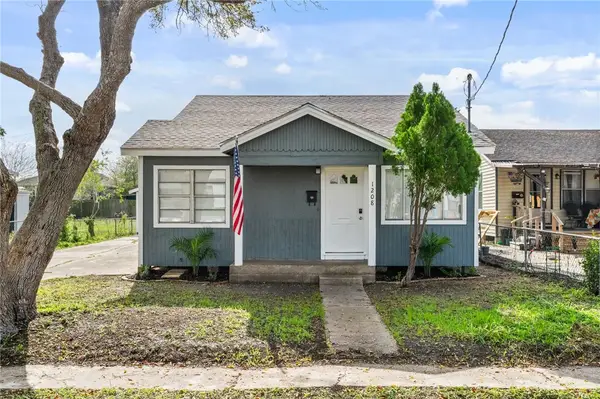 1208 Kansas Street, Robstown, TX 78380