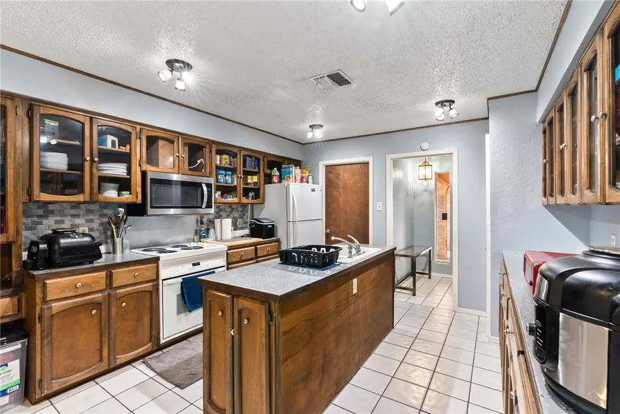 4114 Beard Drive, Corpus Christi, TX 78413 - Image #3