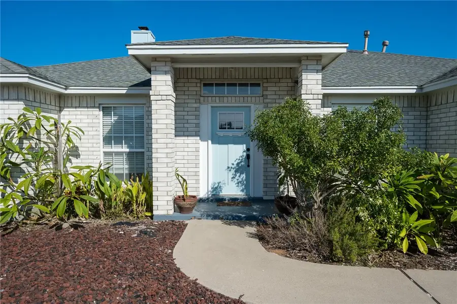 13970 Lanyard Drive, Corpus Christi, TX 78418 - Image #2
