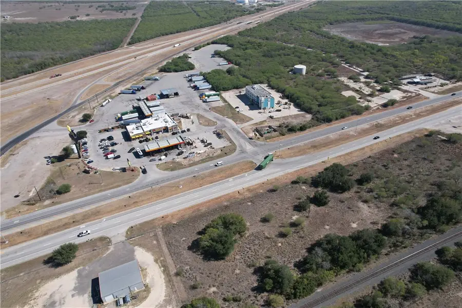 6284 Highway 281, Three Rivers, TX 78071 - Image #3