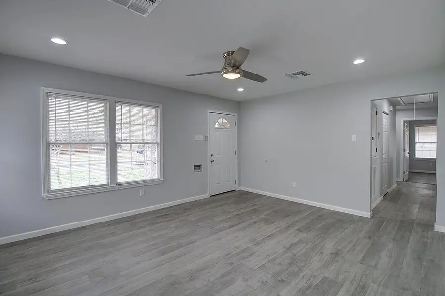 4025 Markins Drive, Corpus Christi, TX 78411 - Image #3