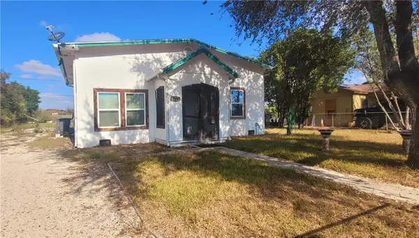 809 Hickey, Alice, TX 78332