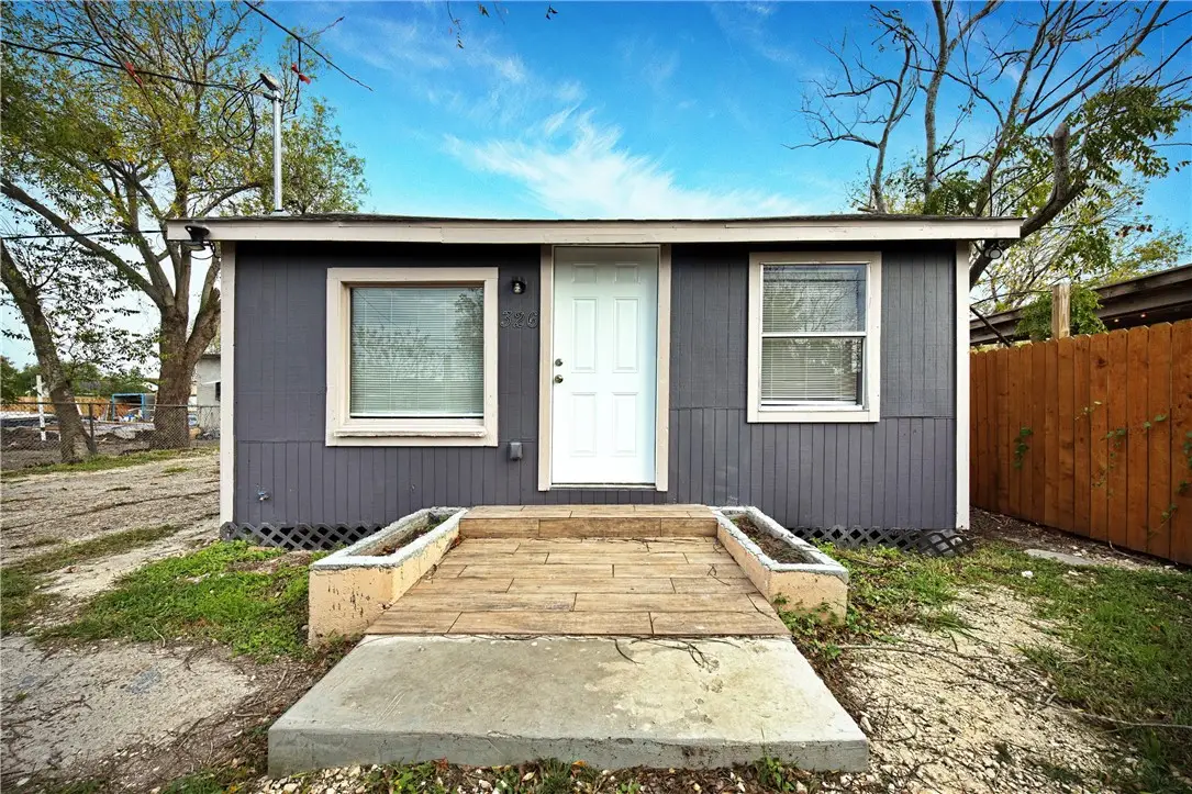 326 Virginia Avenue, Corpus Christi, TX 78405 - Image #1
