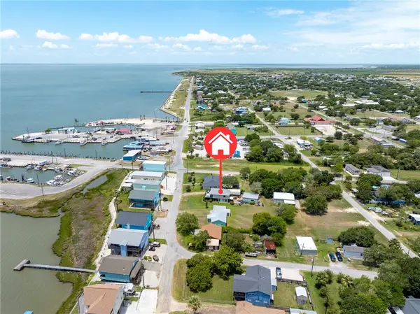 205 E Bay Ave., Seadrift, TX 77983