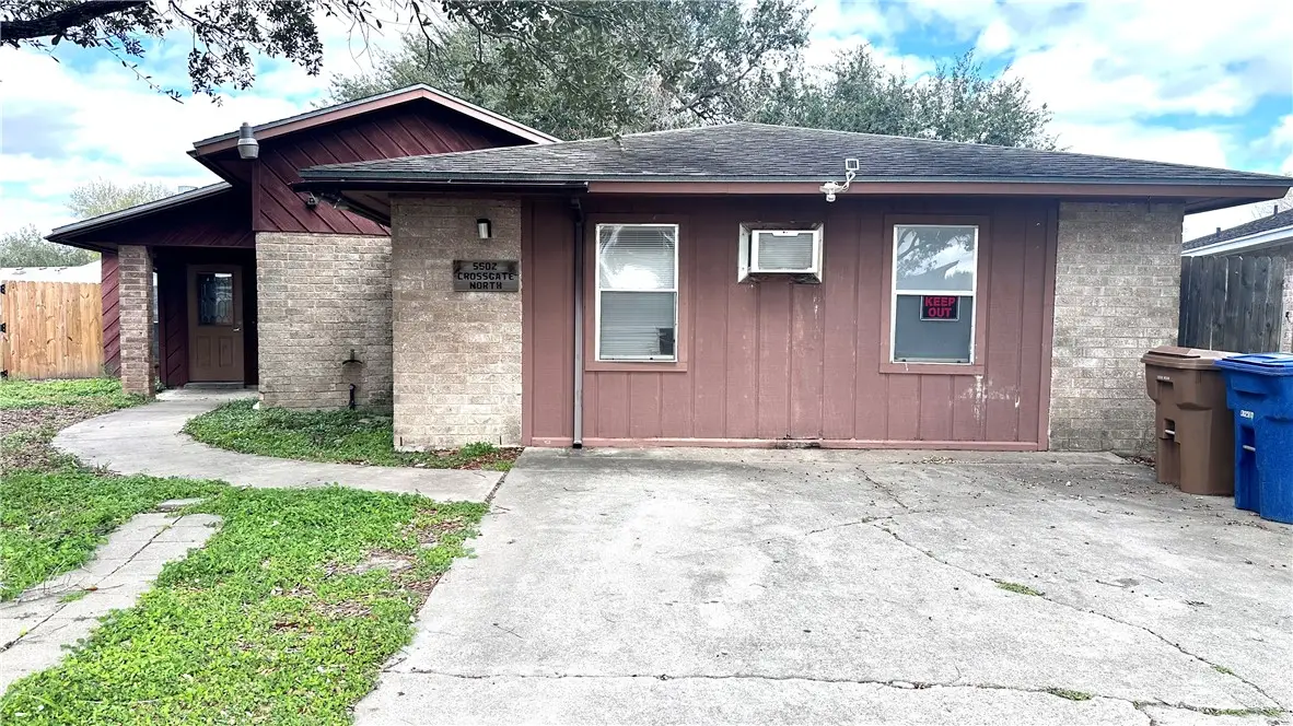 5502 Crossgate Drive N, Corpus Christi, TX 78413 - Image #1