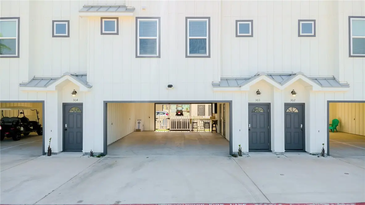 603 E Avenue G #303, Port Aransas, TX 78373 - #1