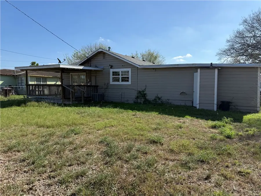 408 W Avenue C Avenue, Kingsville, TX 78363 - Image #3