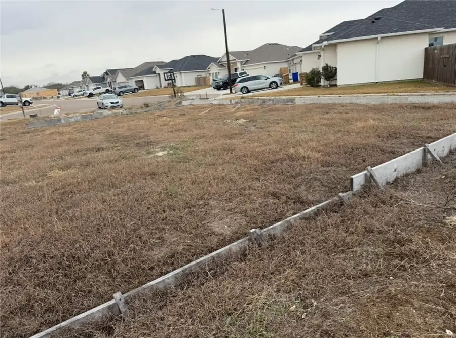 6729 Keyan Drive, Corpus Christi, TX 78414 - Image #3