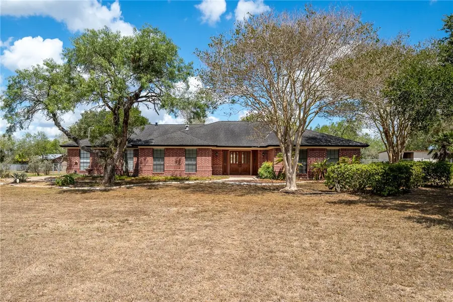 4177 Bobwhite, Robstown, TX 78380 - Image #2