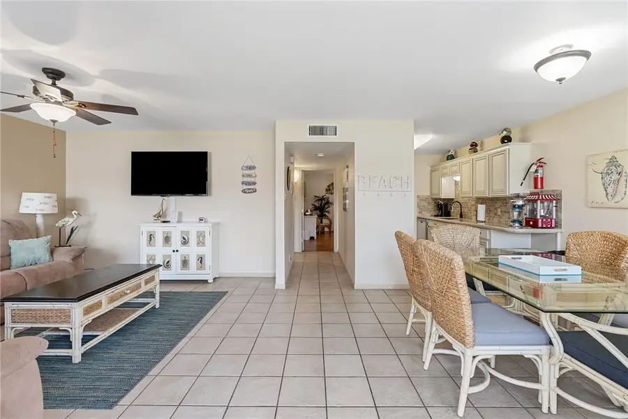 15005 Windward Drive #110, Corpus Christi, TX 78418 - Image #3