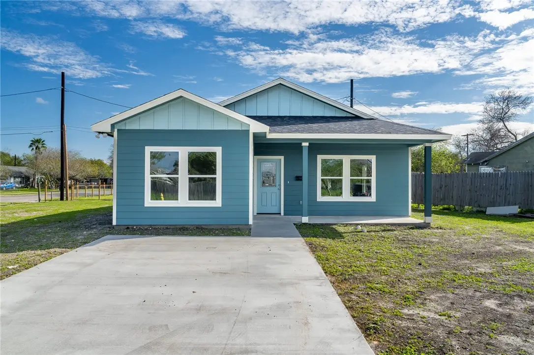 2502 Lynch Street, Corpus Christi, TX 78404 - Image #1
