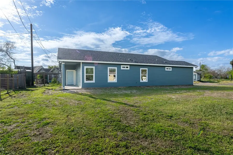 2502 Lynch Street, Corpus Christi, TX 78404 - Image #3