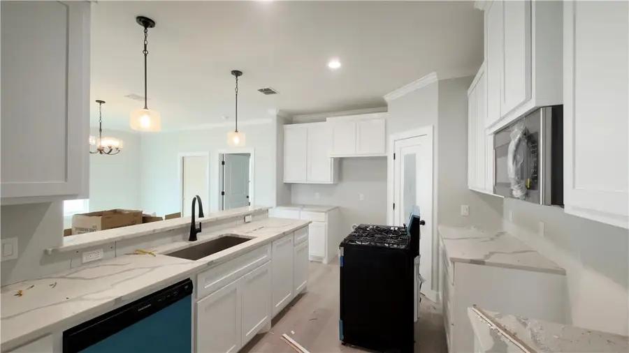 8121 Berenstain Drive, Corpus Christi, TX 78414 - Image #2