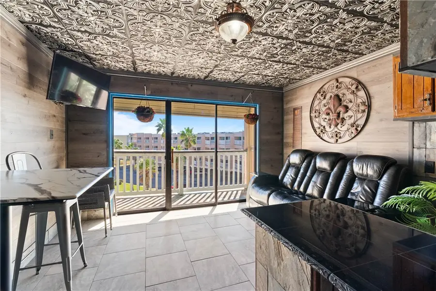 3938 Surfside Boulevard #3332, Corpus Christi, TX 78402 - Image #3