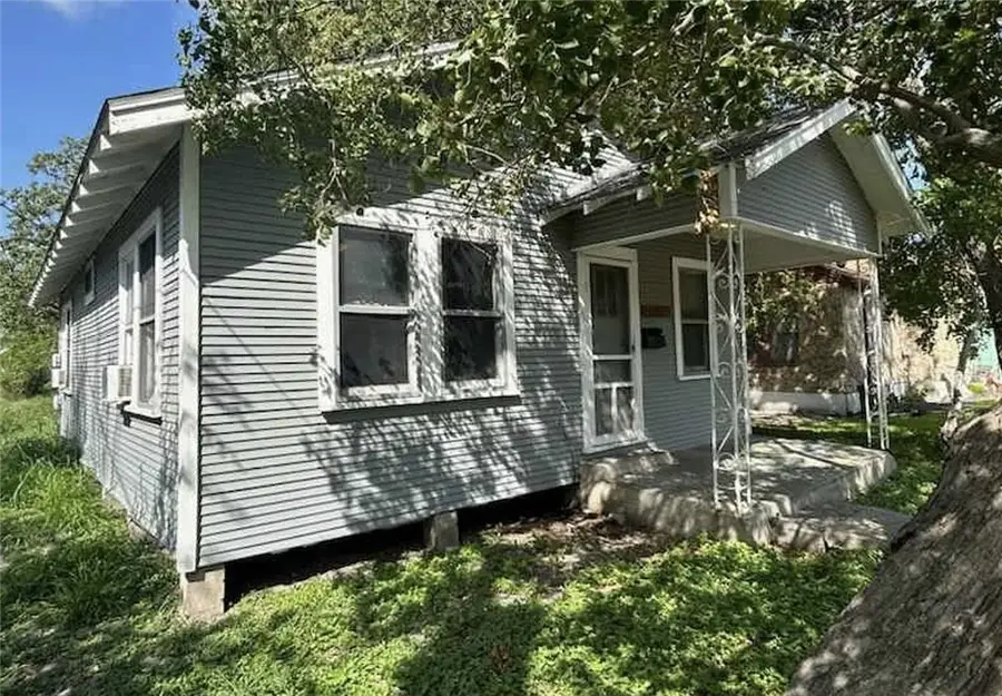 1717 15th Street, Corpus Christi, TX 78404 - Image #2