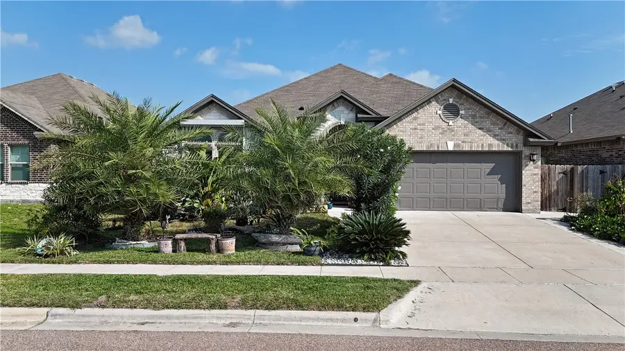 8162 Luz De Luna Street, Corpus Christi, TX 78414 - Image #2