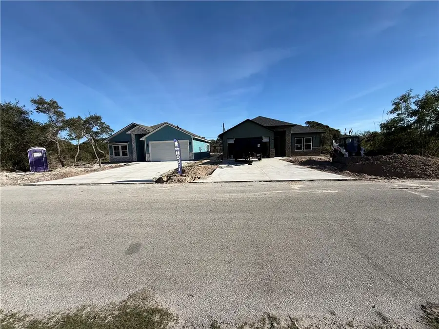 745 S 10th, Aransas Pass, TX 78336 - Image #2