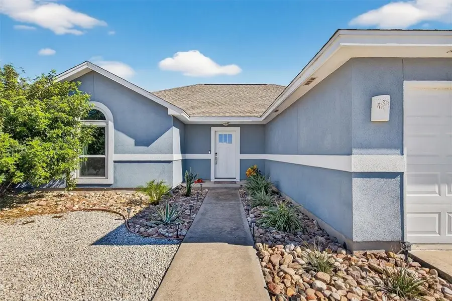 16114 Coralvine Street, Corpus Christi, TX 78418 - Image #2