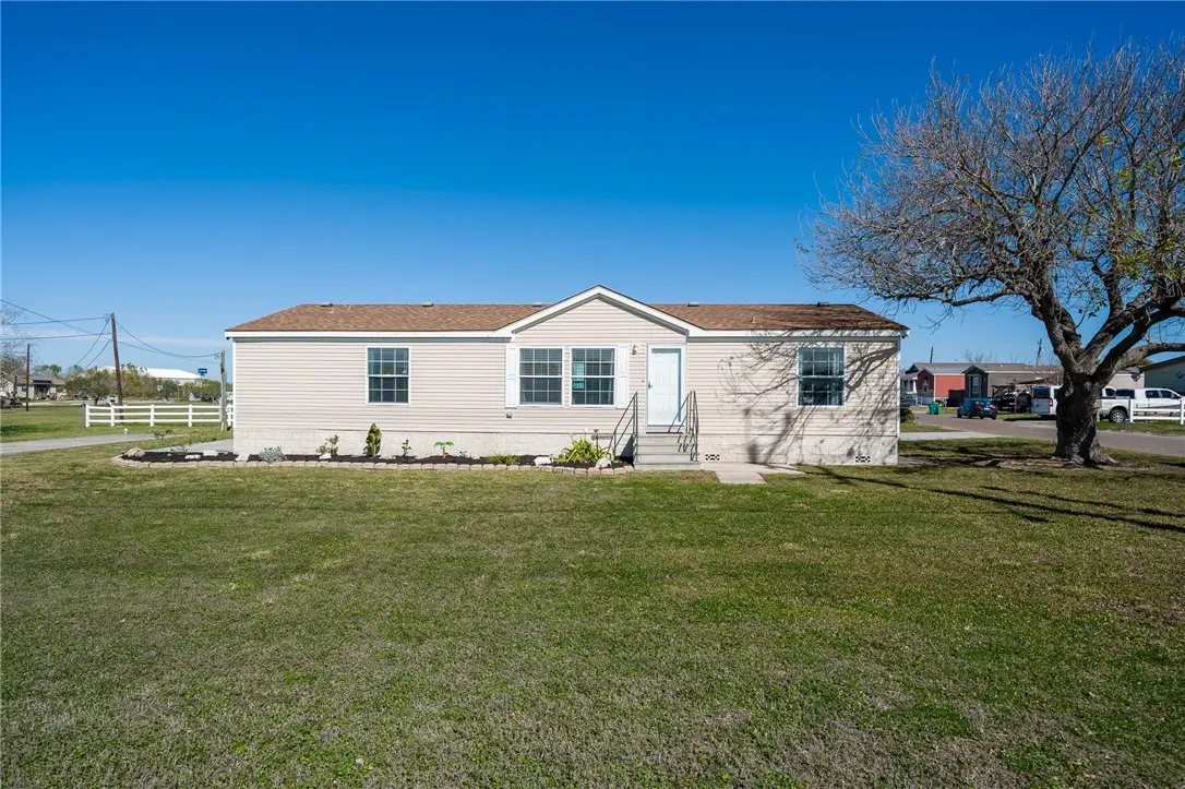 2222 Demory Lane, Aransas Pass, TX 78336 - Image #1