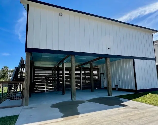 2110 S Young Street, Rockport, TX 78382 - Image #3