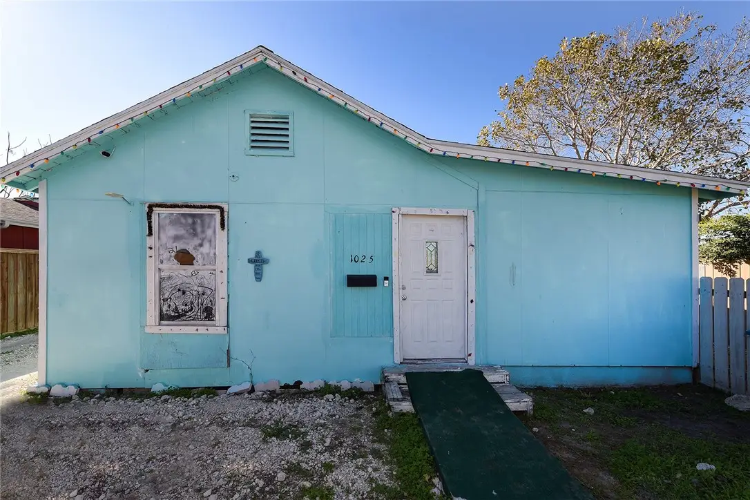 1025 Denver Street, Portland, TX 78374 - Image #1