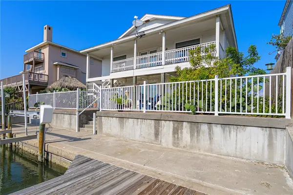 213 Port Saint Claire, Aransas Pass, TX 78336