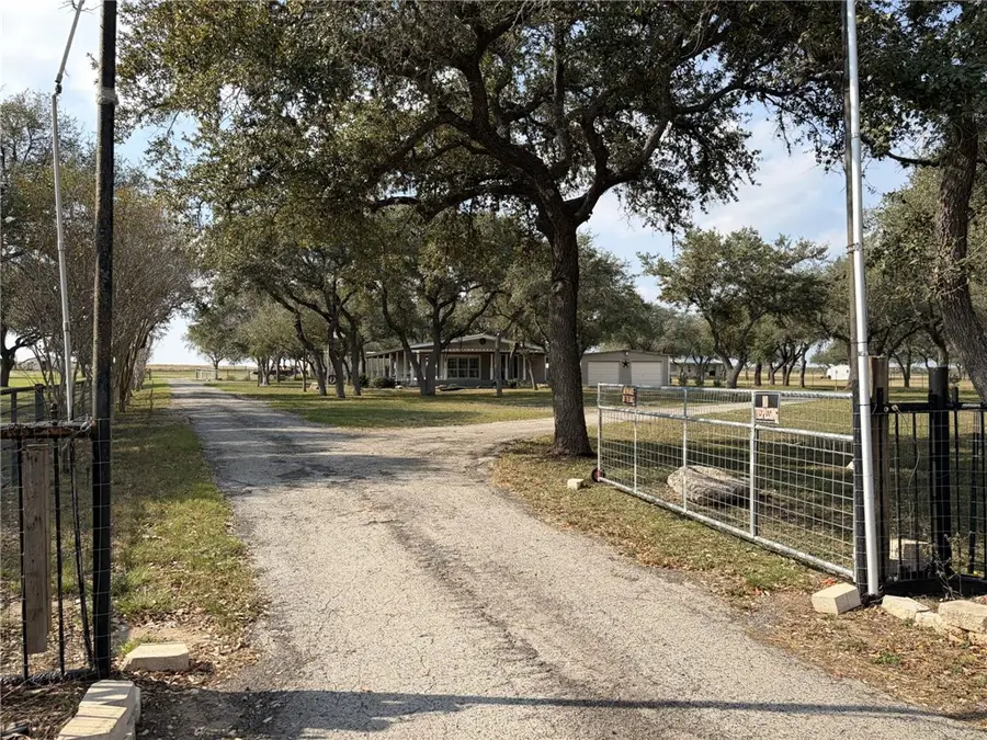 6211 Fm 673, Beeville, TX 78102 - Image #3