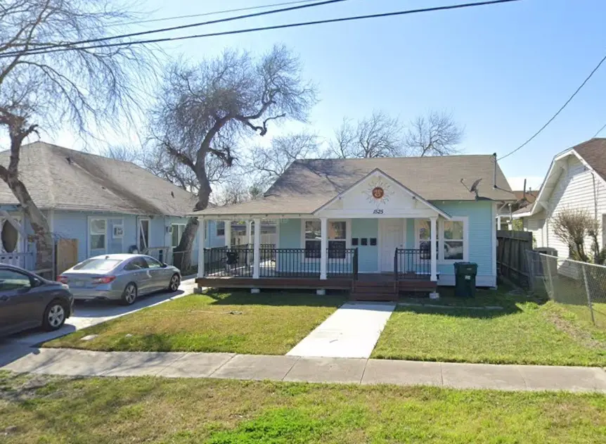 1525 5th Street, Corpus Christi, TX 78404 - Image #1