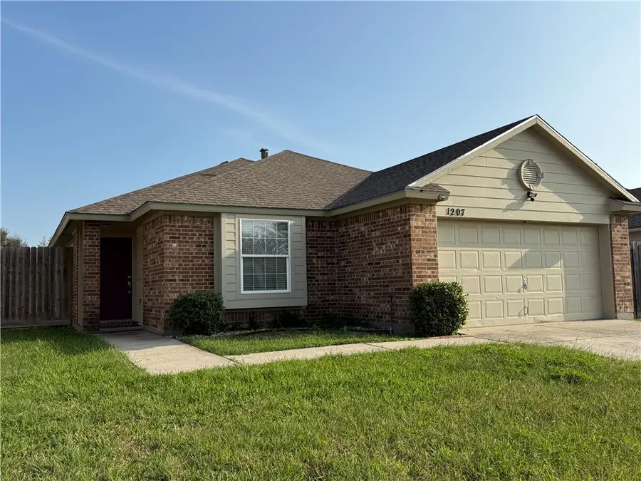 1207 Sacramento, Portland, TX 78374 - Image #2
