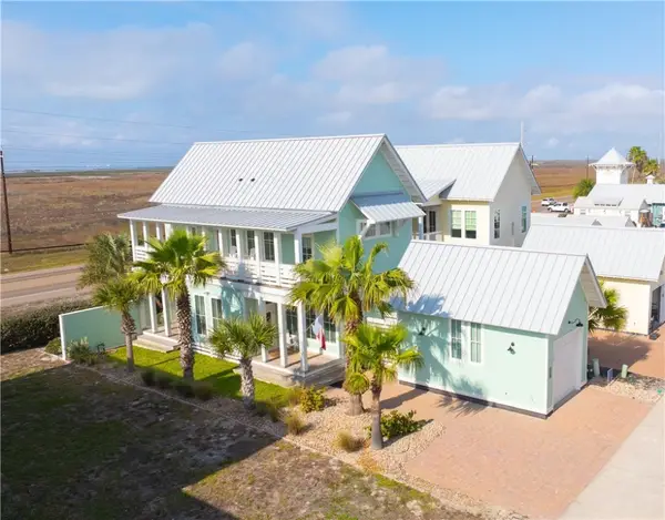 125 Fish Hook Lane, Port Aransas, TX 78373