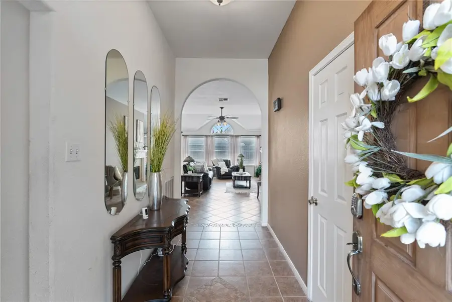 7238 Windwillow Drive, Corpus Christi, TX 78414 - Image #3