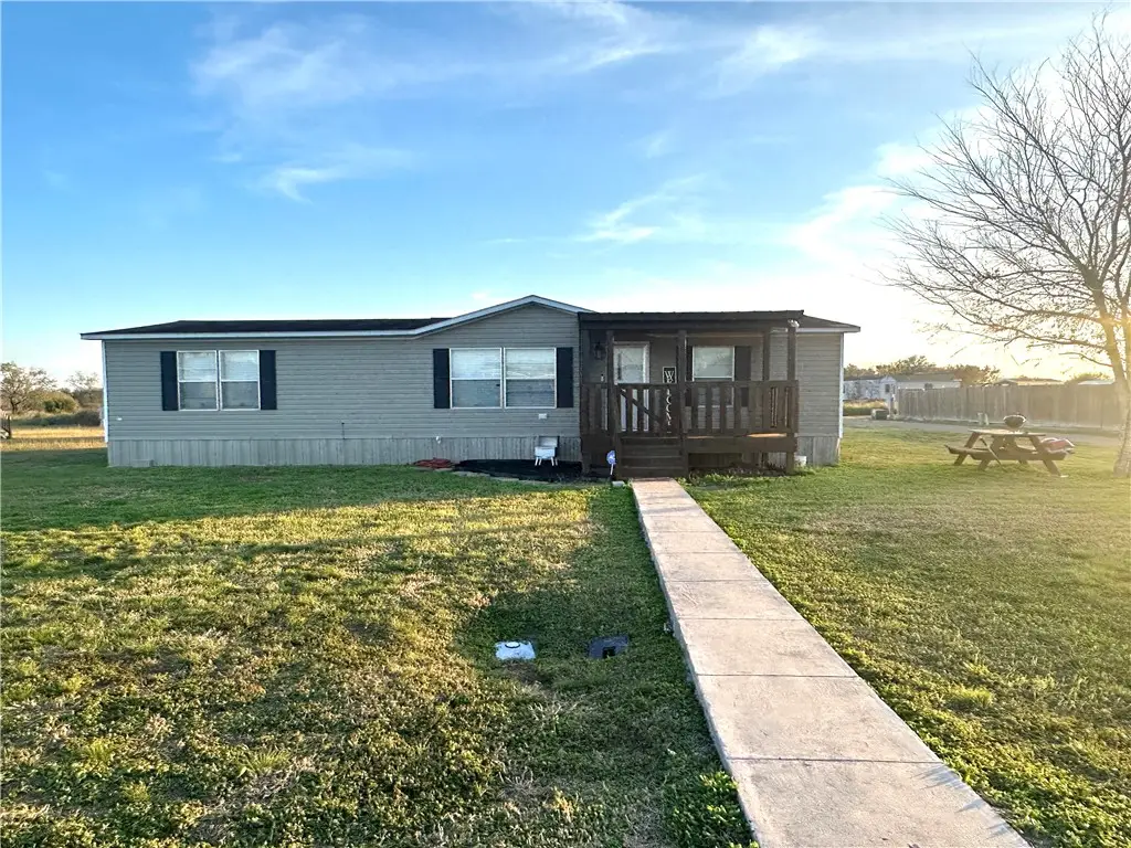 1909 Morenita Drive, Sinton, TX 78387 - Image #1