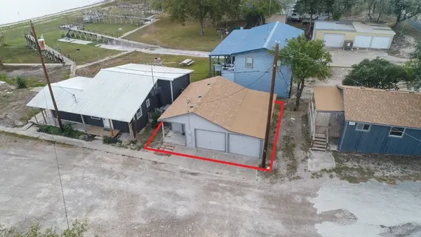 101 White Point Trail, Sandia, TX 78383