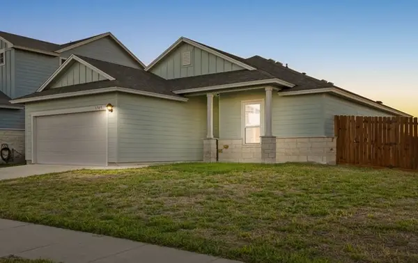 1745 Dr Ben Vela Drive, Corpus Christi, TX 78410