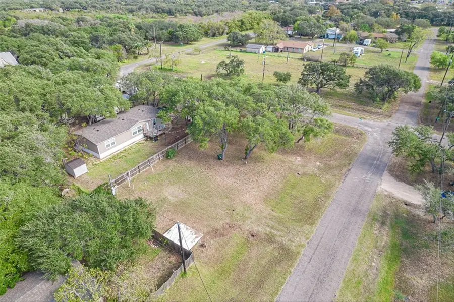 503 N Verne Street, Rockport, TX 78382 - Image #3