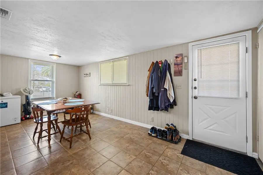 464 Sunset, Ingleside, TX 78362 - Image #2