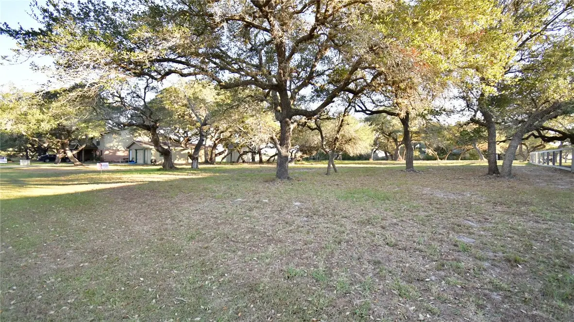 1106 8th Street, Rockport, TX 78382 - Image #1