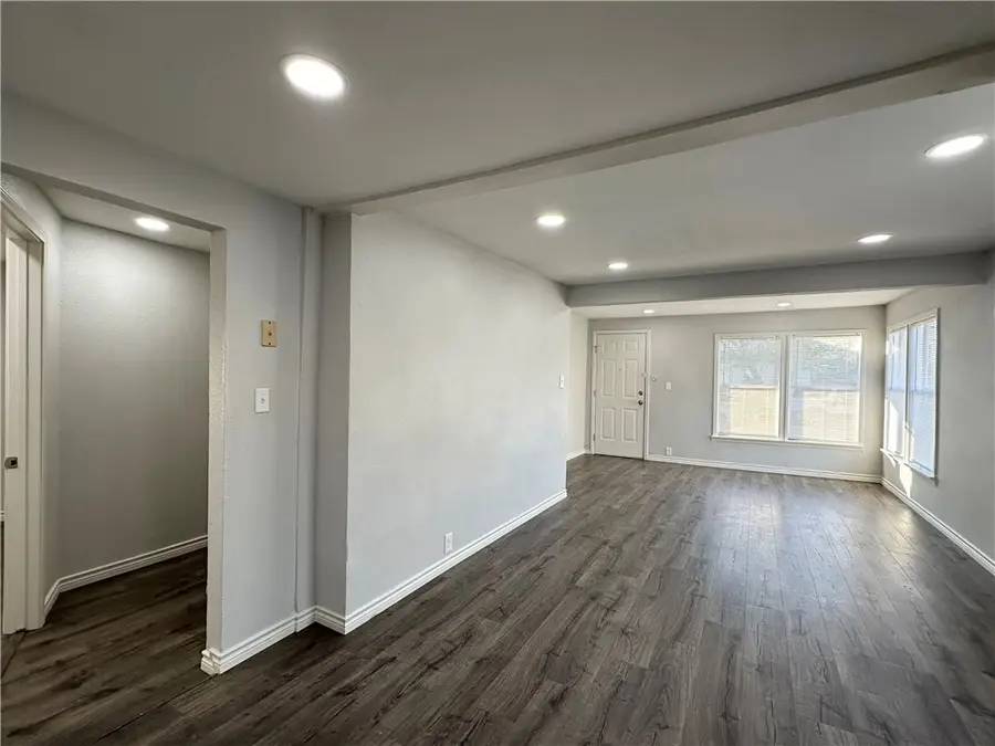 834 Van Cura Drive, Corpus Christi, TX 78408 - Image #3