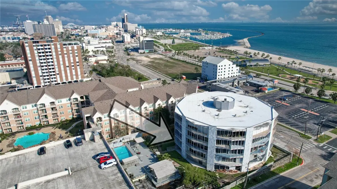 823 S Water Street #3F, Corpus Christi, TX 78401 - Image #1