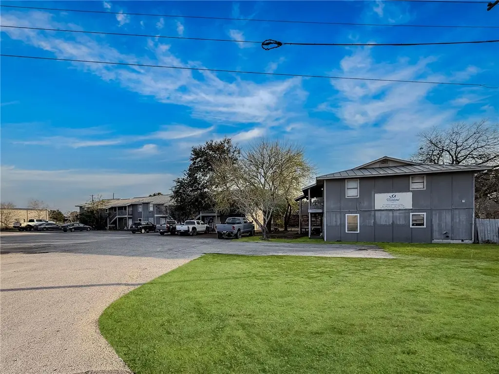 1870 King David, Three Rivers, TX 78071 - Image #1