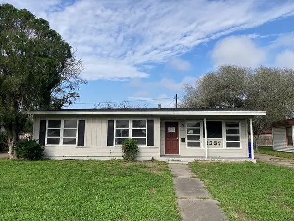 1537 Devon Drive, Corpus Christi, TX 78415