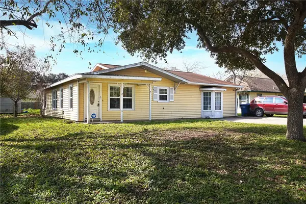 11317 Guess Drive, Corpus Christi, TX 78410