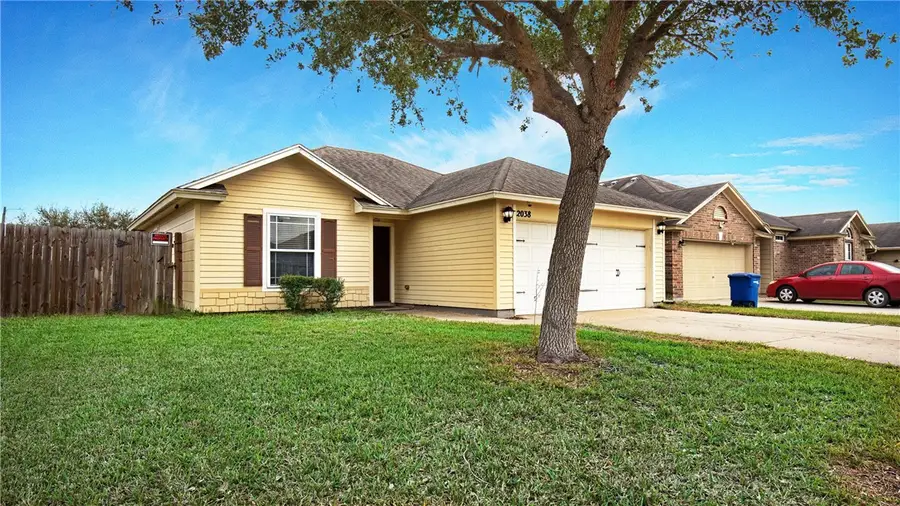 2038 Escalante, Corpus Christi, TX 78410 - Image #2