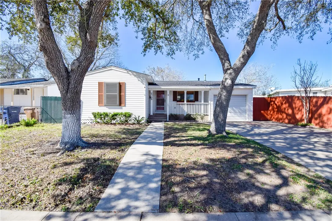 2705 Elizabeth Street, Corpus Christi, TX 78404 - Image #1