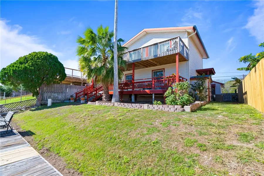 3211 Laguna Shores Drive, Corpus Christi, TX 78418 - Image #2