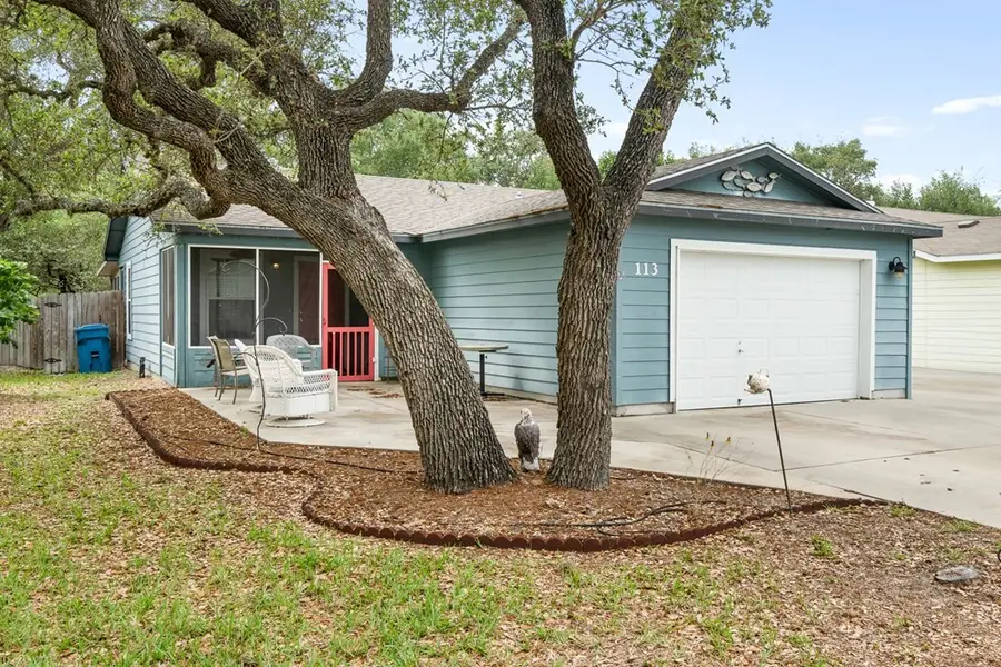 113 Pecan Harbor Street, Rockport, TX 78382 - Image #3
