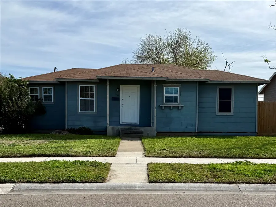 601 Lansdown Drive, Corpus Christi, TX 78412 - Image #2